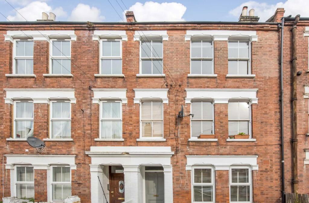 Main image of property: Northlands Street, Camberwell