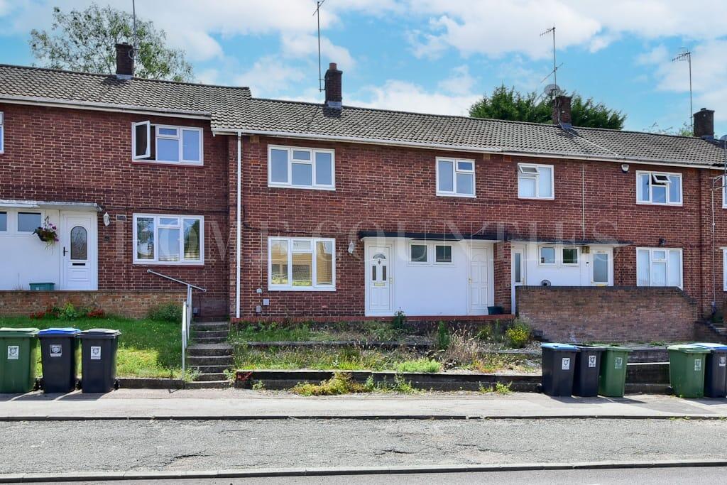 Main image of property: Barnacres Road, Hemel Hempstead, HP3