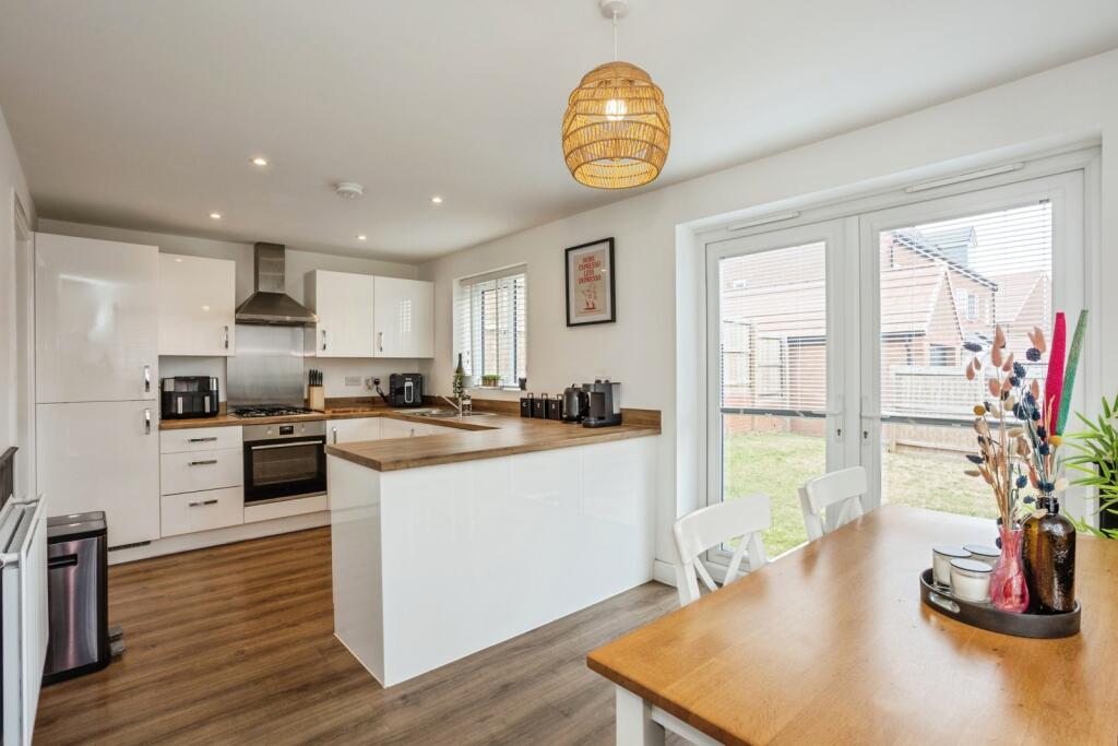 House in Charnwood, Stonebow Village - View 4