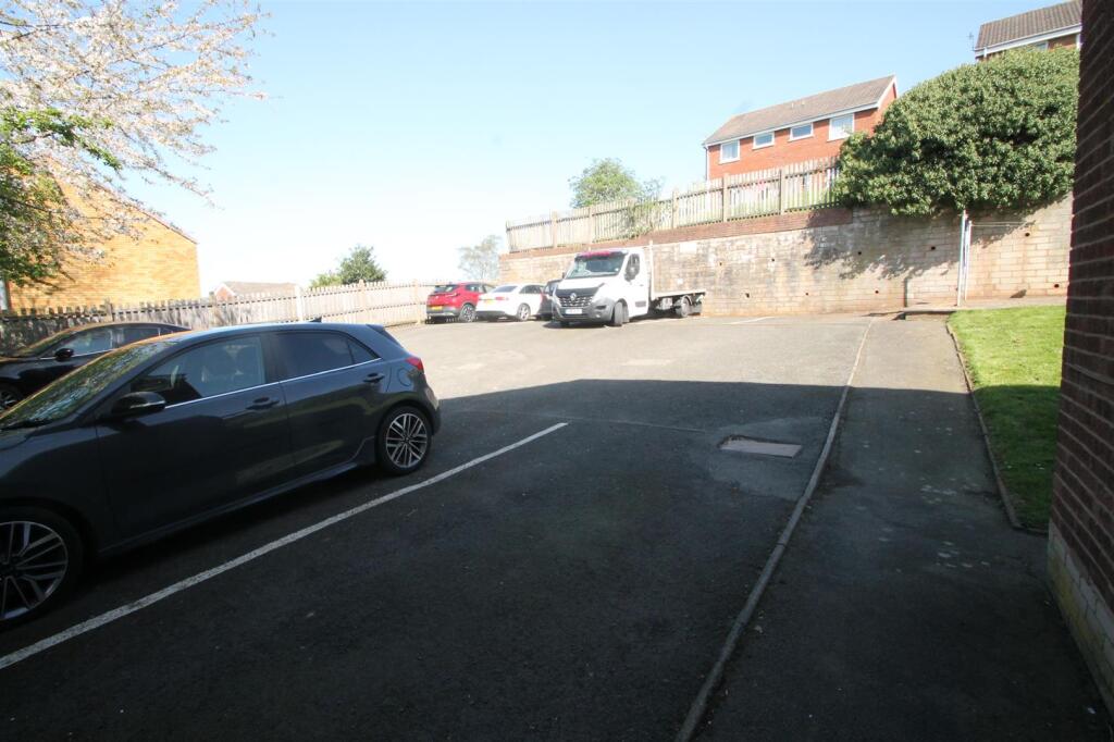 Additional image 8 of Wiltshire Drive, Halesowen
