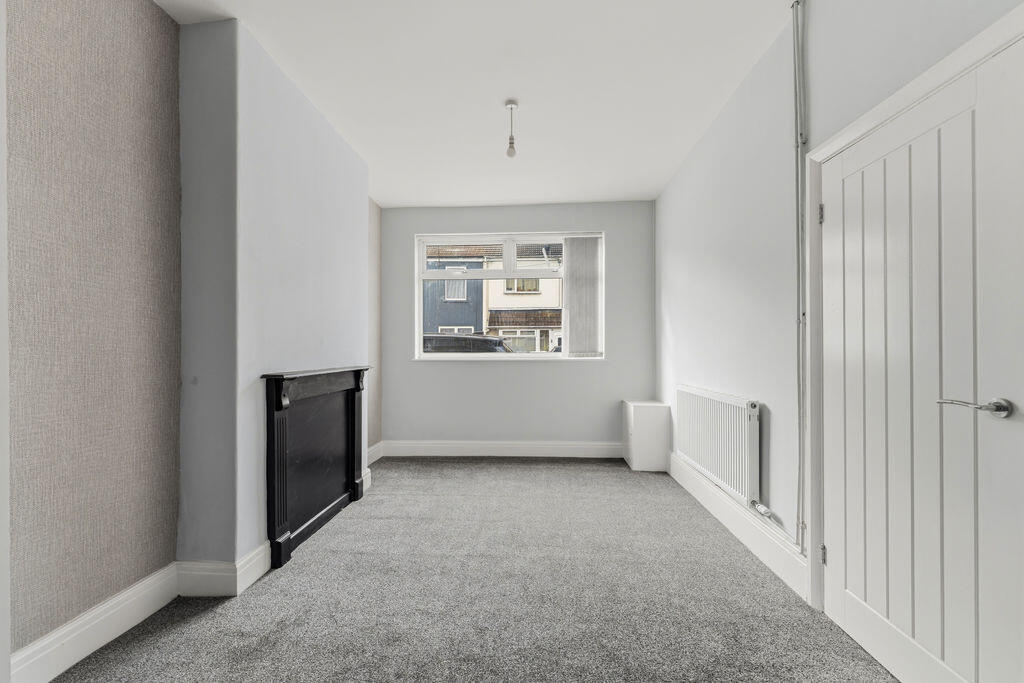 House in Doncaster - View 3