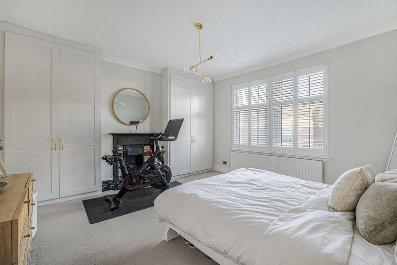 House in Sidcup, Halfway Street, Longlands - More