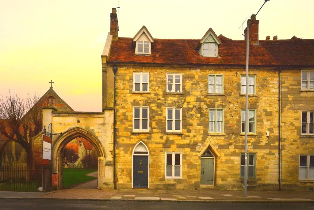 Main image of property: High Street, Stony Stratford, MILTON KEYNES