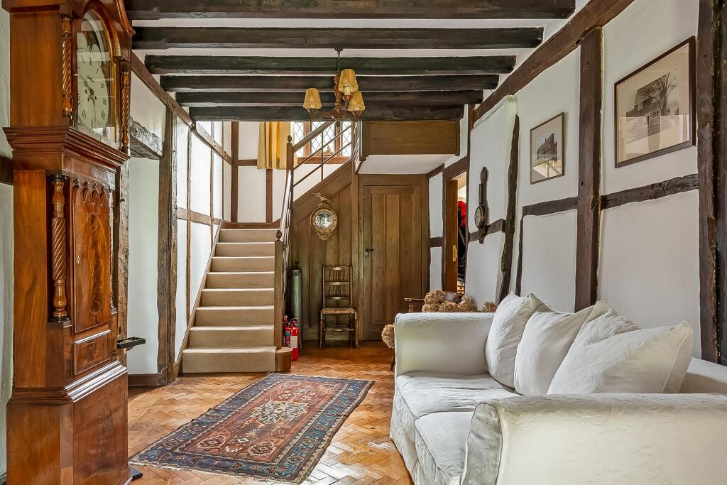 Rowhook Farm, Rowhook, Horsham, West Sussex, RH12 3PY - More