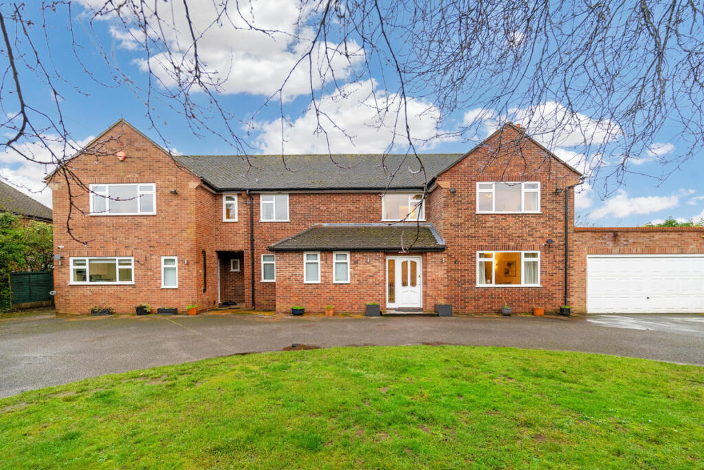 Main image of property: Manor Road Maidenhead, Berkshire, SL6 2QG