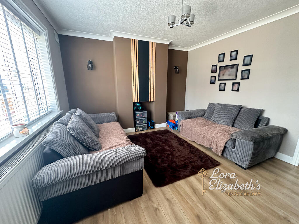 House in Nottingham - View 5
