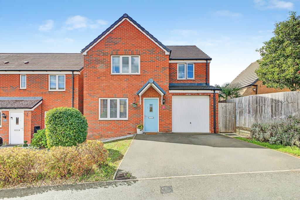 Main image of property: York Way, Northampton, Northamptonshire, NN5
