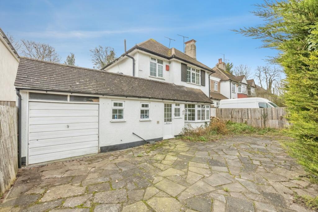 Main image of property: Gravel Hill, Croydon, CR0