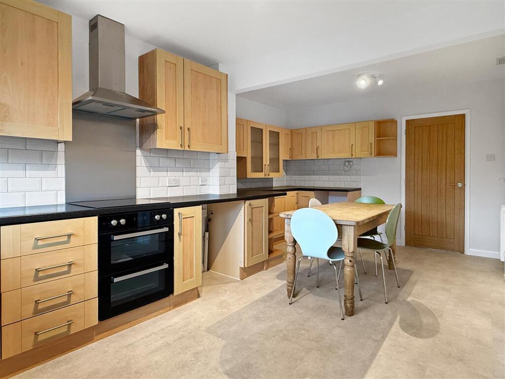 Chichester Road, Barnstaple photo 4