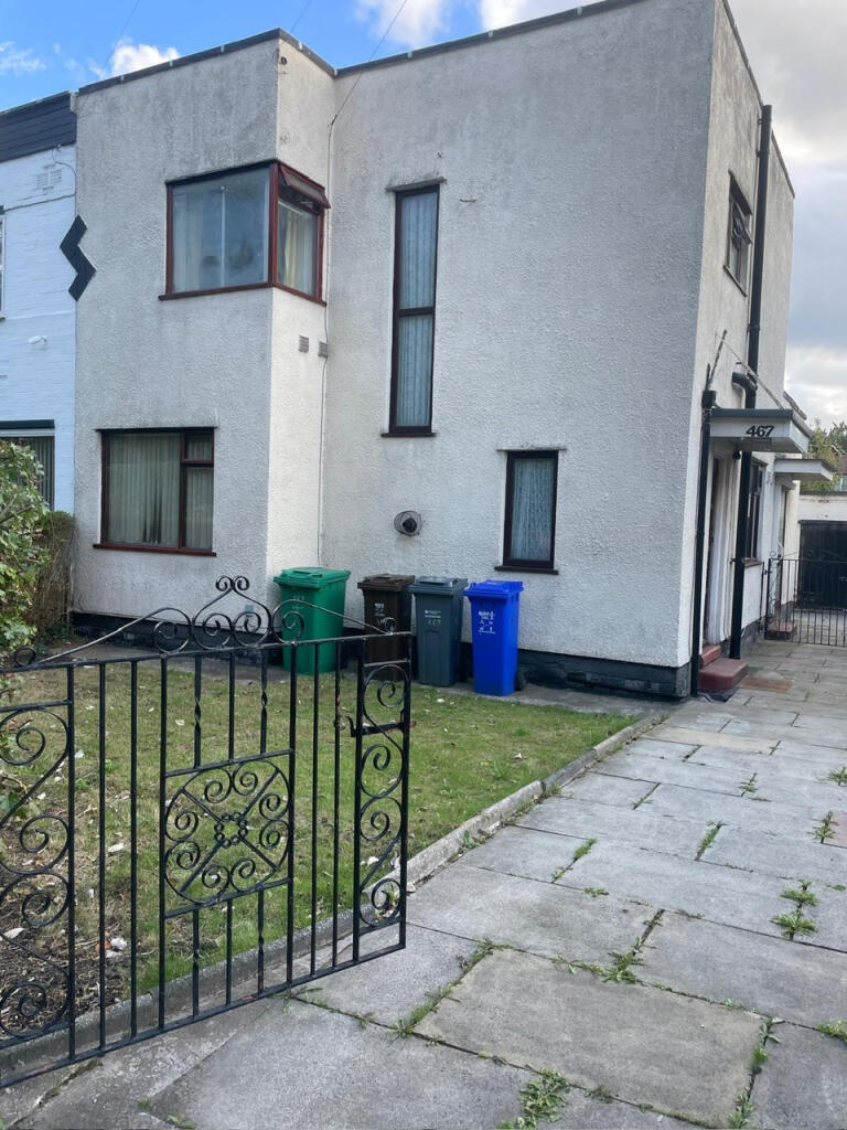 Main image of property: Altrincham Road, Manchester, M23