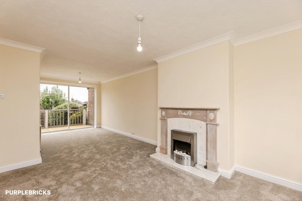 House in Wakefield - View 3