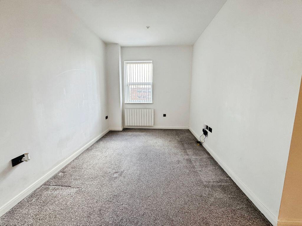 Apartment in Bolton, Greater Manchester - View 3