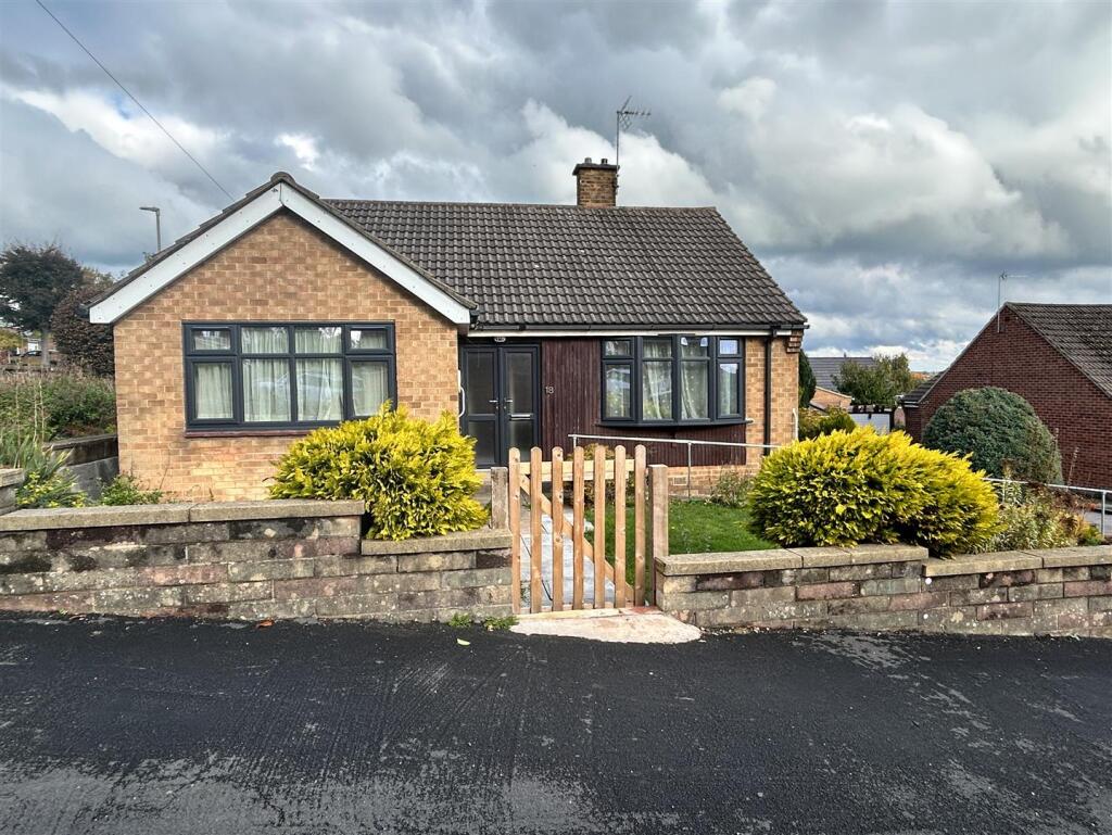 2-bed detached on Laund Close, Belper, £295,000