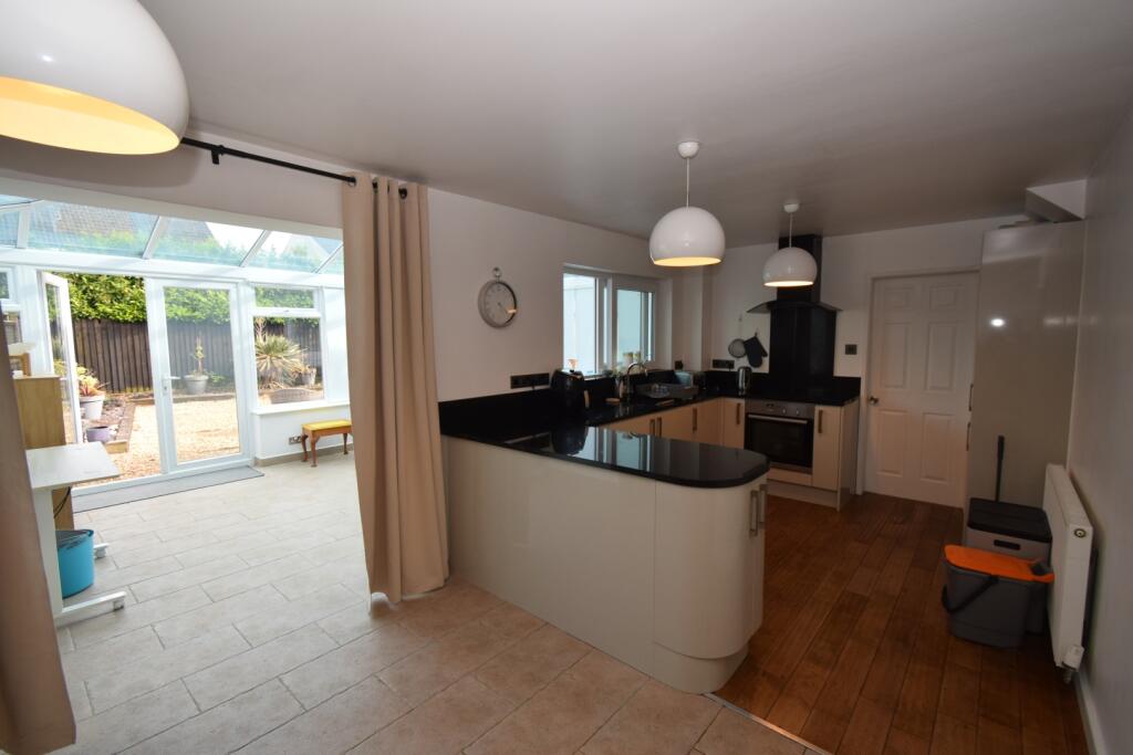 House in Blaby, Glenfields - View 5
