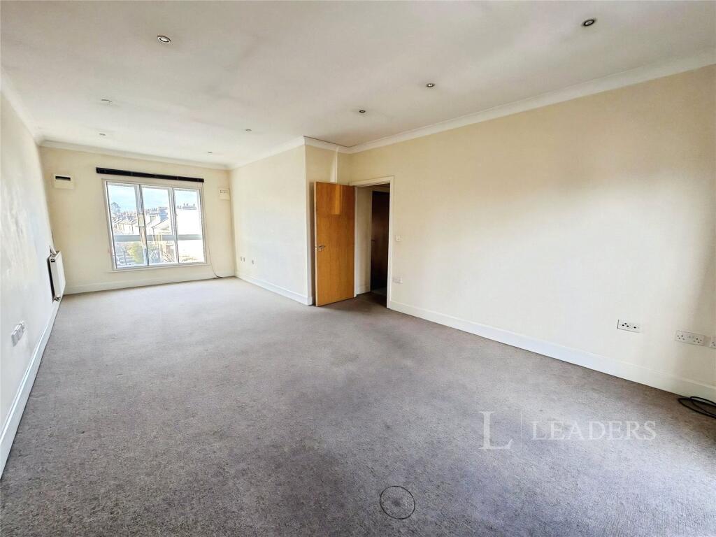 Longworth Avenue, Chesterton, Cambridge - Mehr