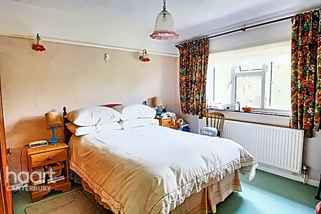 House in Canterbury, Barton Estate, St. Martin's - View 4