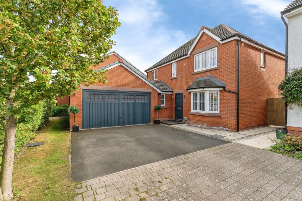 Main image of property: Lightfoot Mews, Farndon, Chester