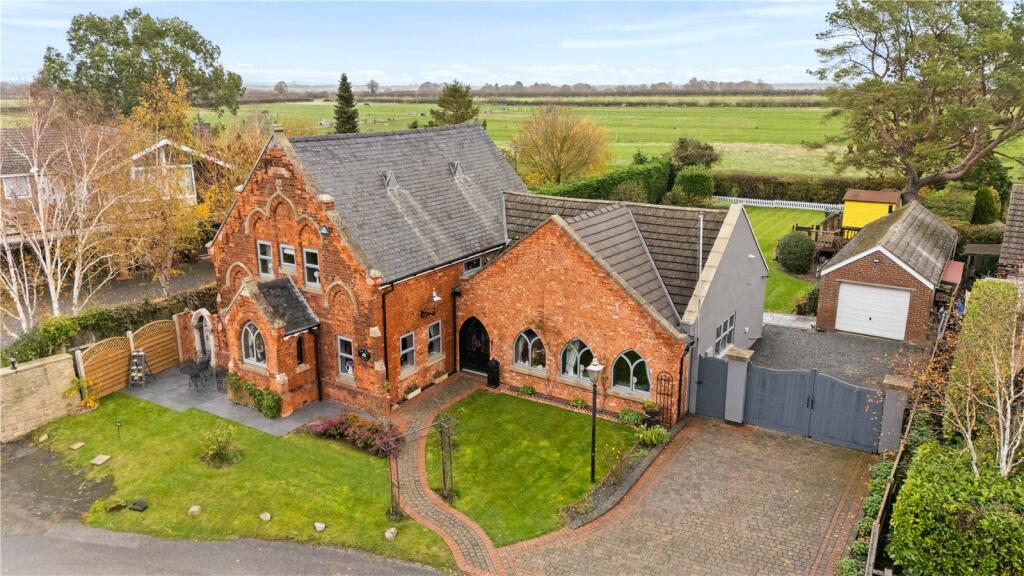 Main image of property: Walk Lane, Irby, Grimsby, N E Lincolnshire, DN37