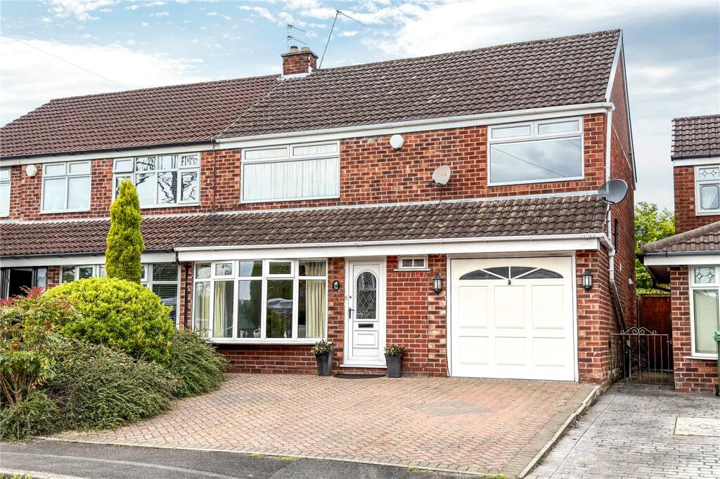 Main image of property: Leicester Road, Failsworth, Manchester, Greater Manchester, M35