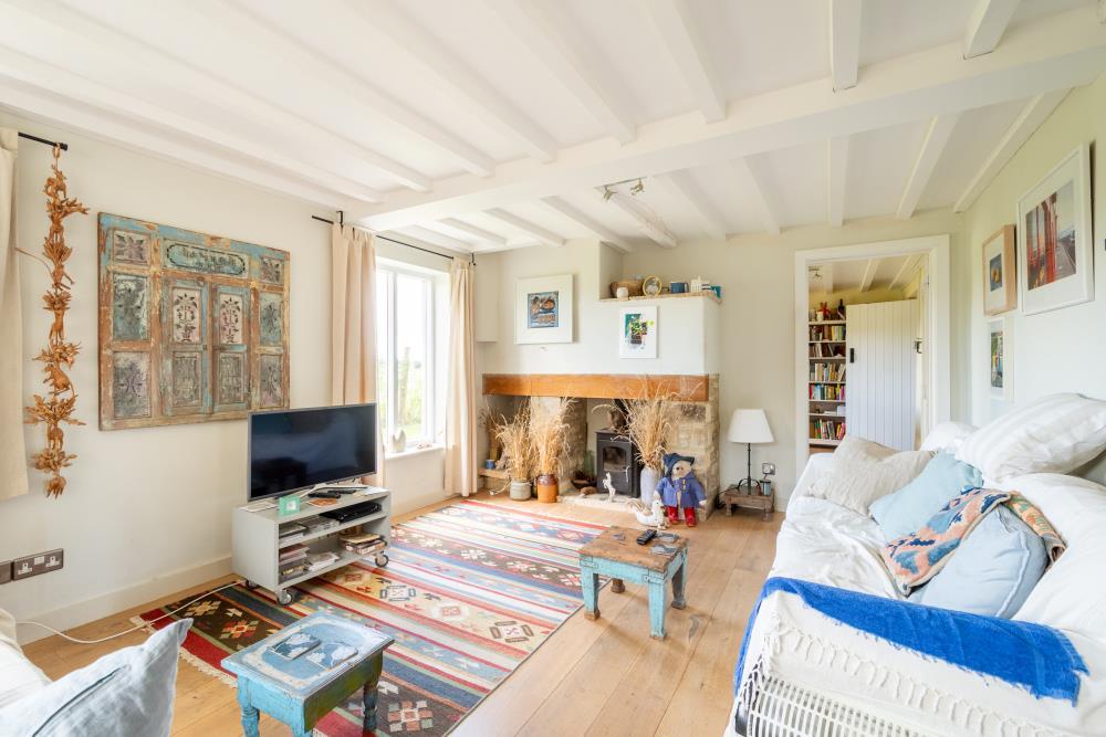Hazleton, Cheltenham, Gloucestershire GL54 - View 6