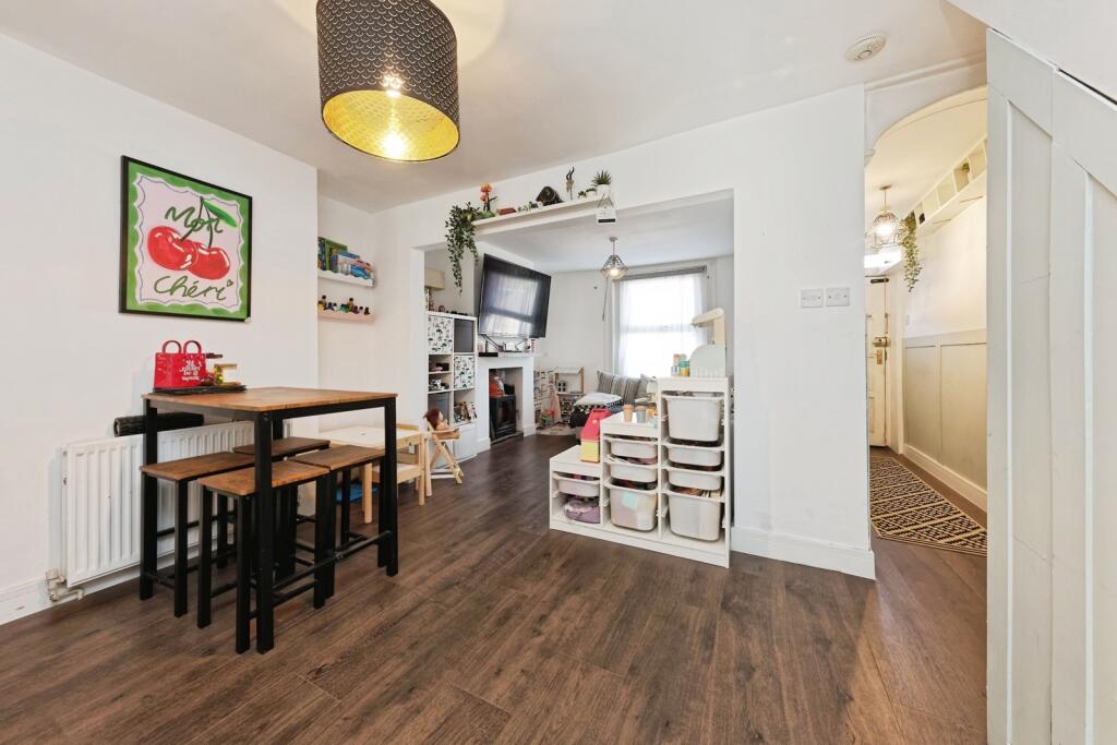 Main image of property: London Road, Dover, Kent, CT17