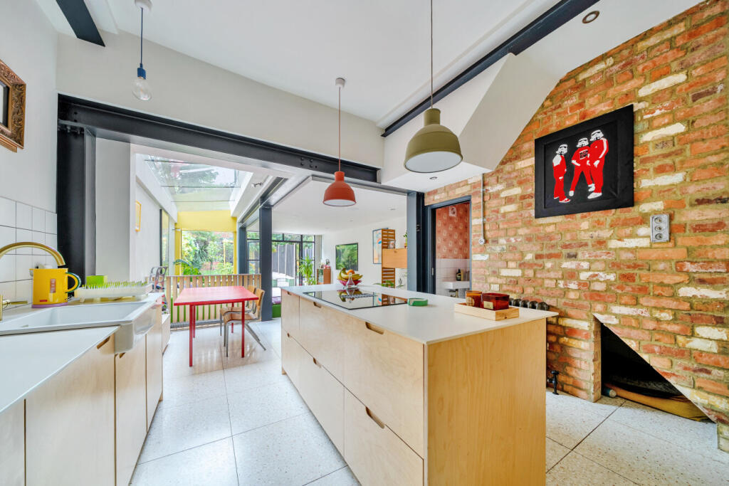 House in London, Anerley - View 2