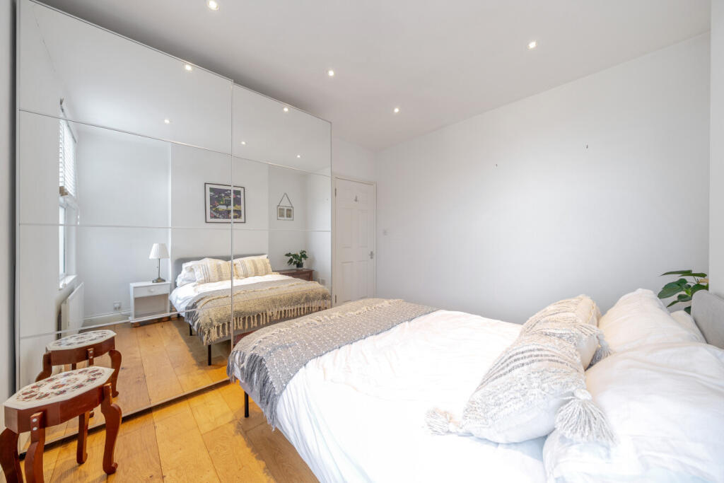 Apartment in London, Furzedown - More