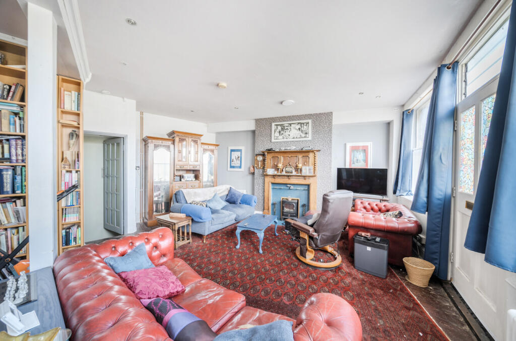 Main image of property: Ipswich Road, Holbrook, Ipswich