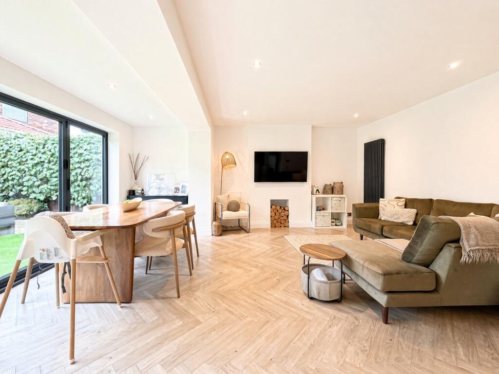 House in Gateshead, North East - More