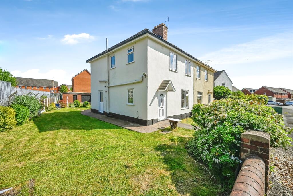 2-bed semi-detached on Stychfields, Stafford, £170,000