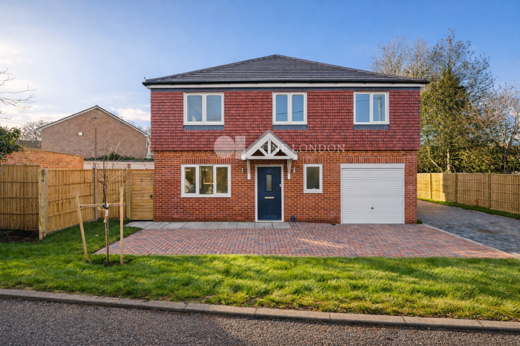 Main image of property: Blacksmiths Lodge, Lindford, Hampshire, GU35