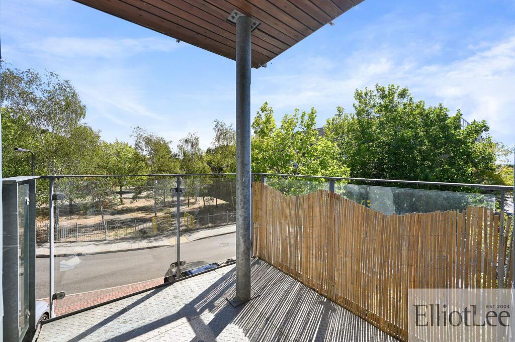 Apartment in Harrow - View 5