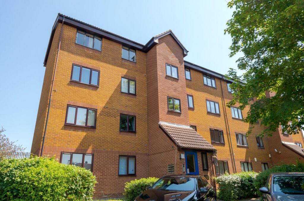 Main image of property: Cumberland Place, London