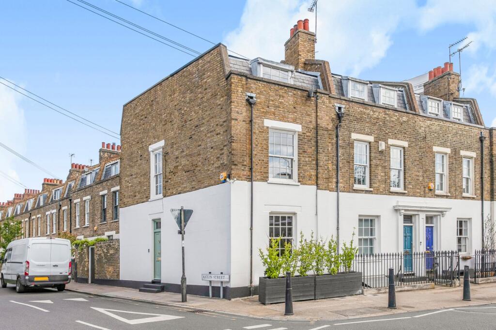 Main image of property: Salmon Lane,
Canary Wharf, E14