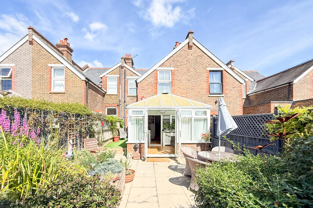 House in Wealden, Polegate - View 2