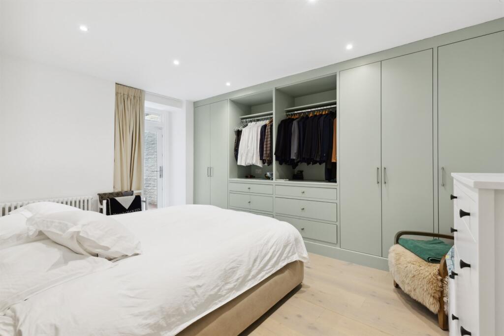 Apartment in London, Earl's Court - View 4