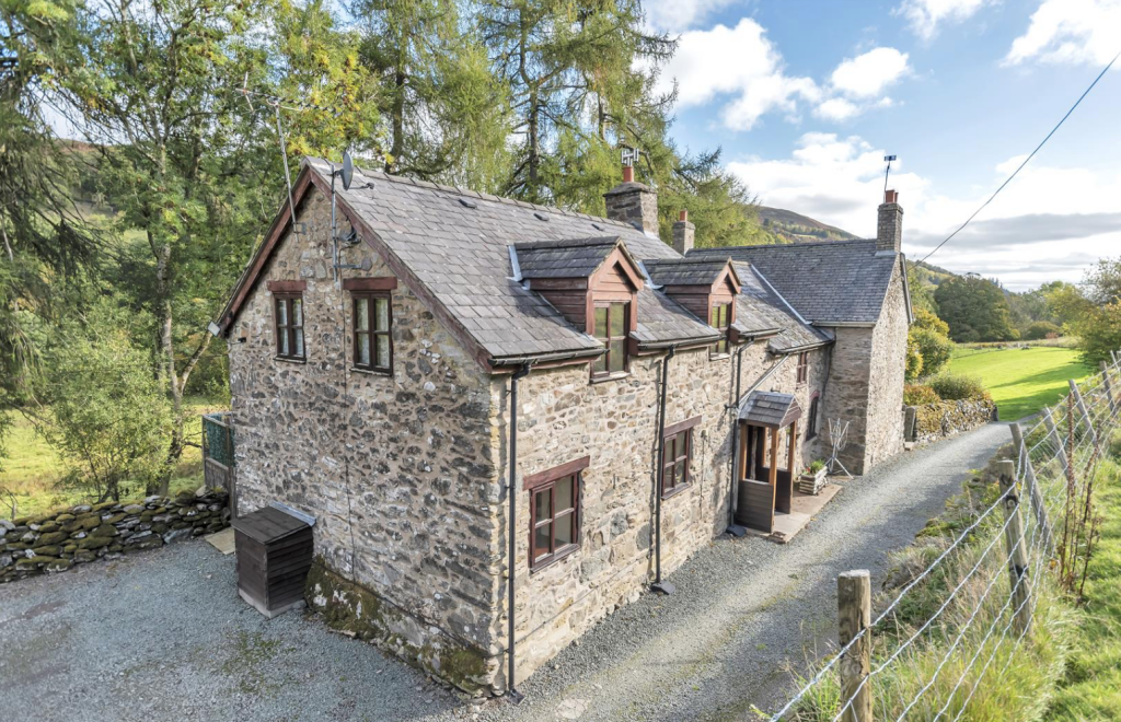 Main image of property: Llanrhaeadr Ym Mochnant, Oswestry, SY10 0BZ