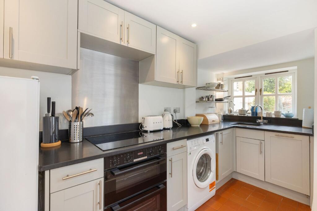 House in Richmond, North Sheen - View 5