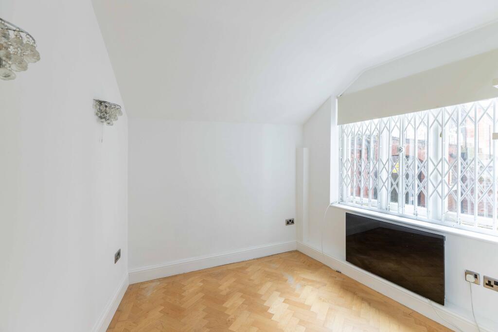 Main image of property: Lennox Gardens, Kensington and Chelsea, London, SW1X