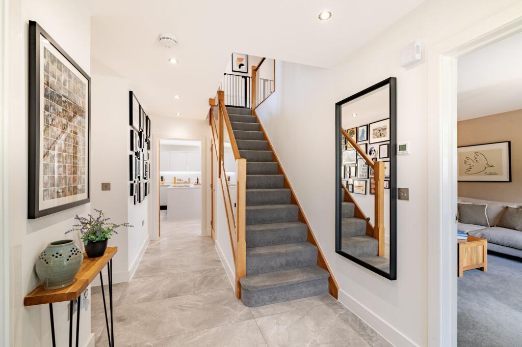 House in Milton Keynes - View 5