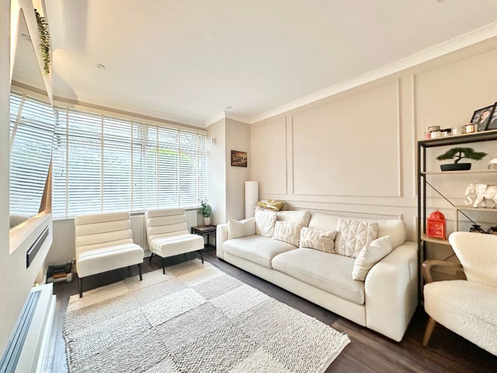 Bamber Avenue, Sale, Greater Manchester, M33 photo 3
