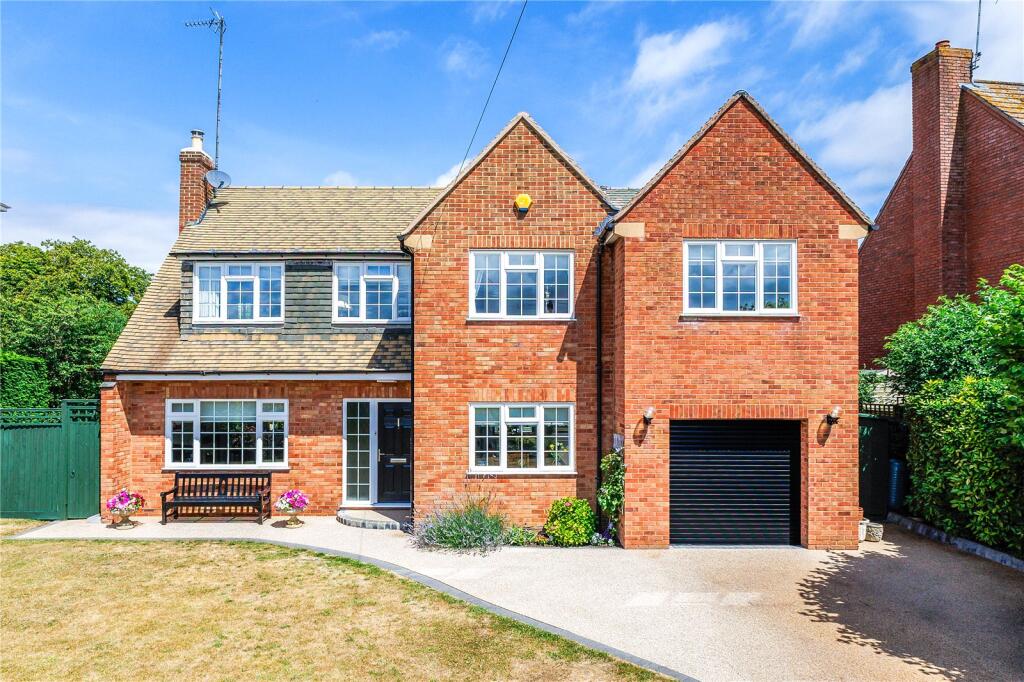 Main image of property: Hillcourt Road, Cheltenham, Gloucestershire, GL52