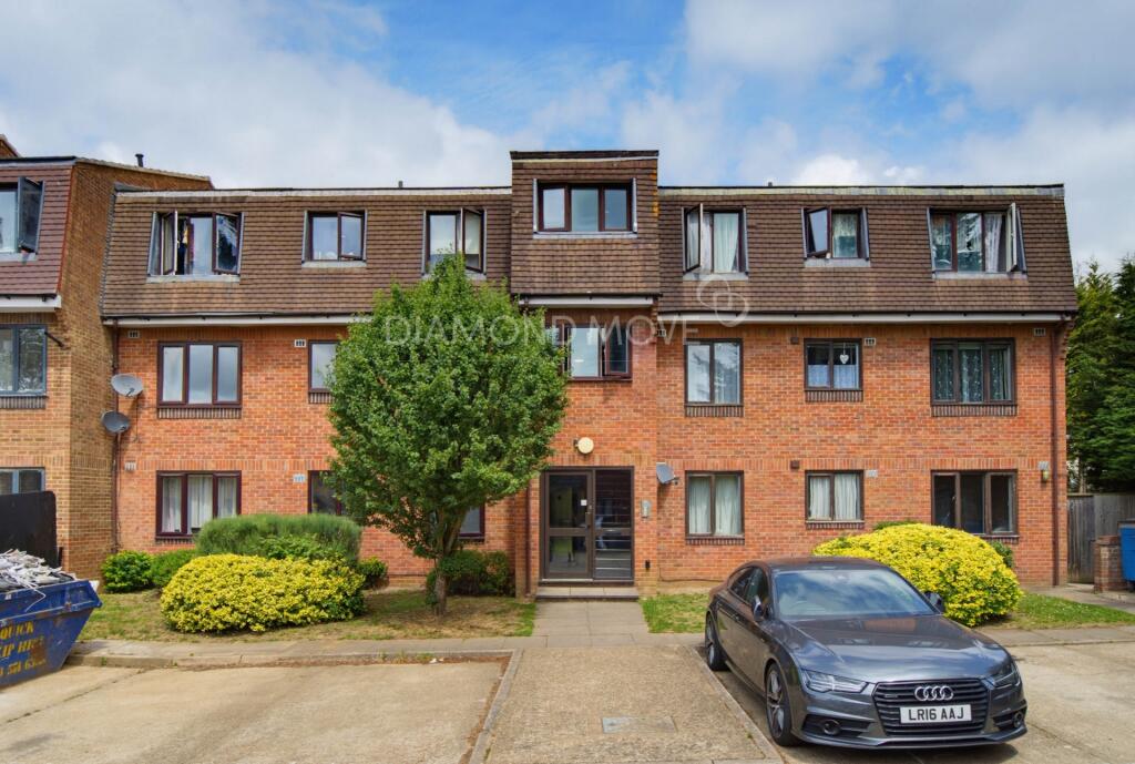 Main image of property: The Drive, Slough, SL3