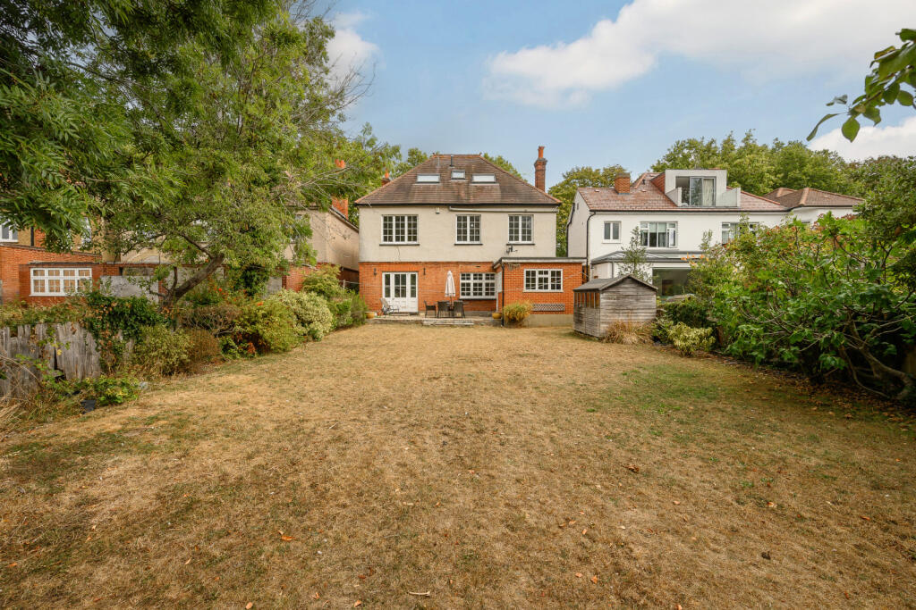 House in London - View 3