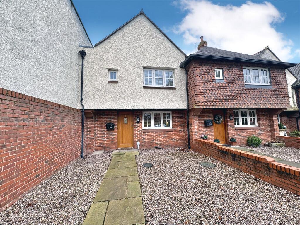 Main image of property: Elizabeth Cottages, Neston Road, Willaston, Neston, CH64