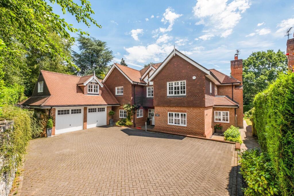 Main image of property: Oak Lane, Sevenoaks, TN13