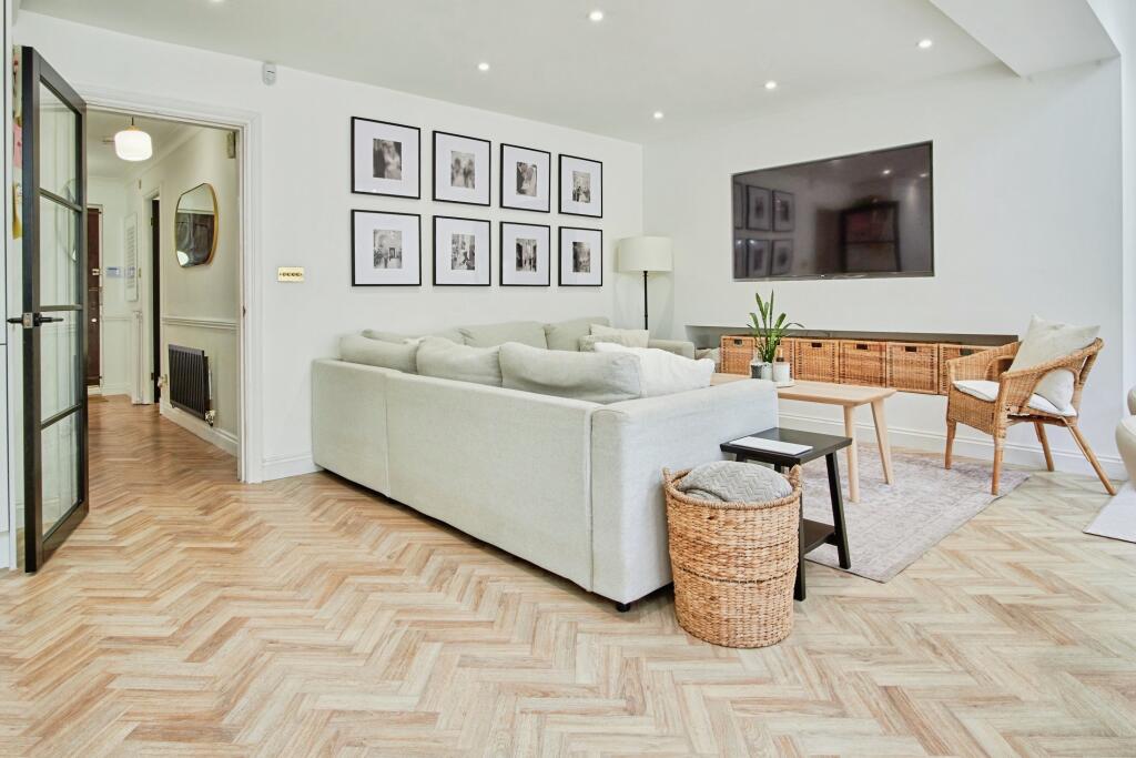 Belmont Covert, Birmingham, B31 - View 2