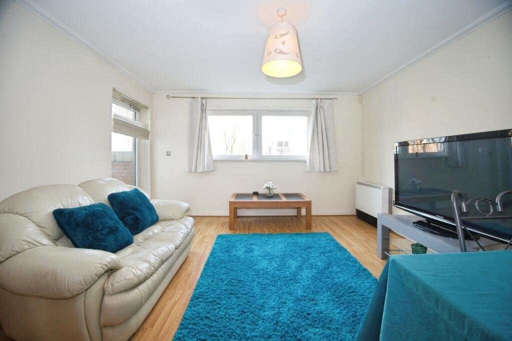 Apartment in Cardiff - View 3