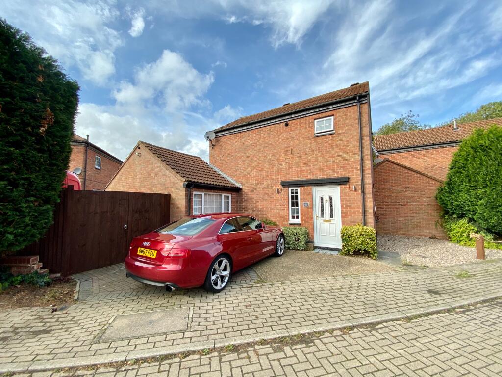 Main image of property: Smeaton Close, Milton Keynes, MK14