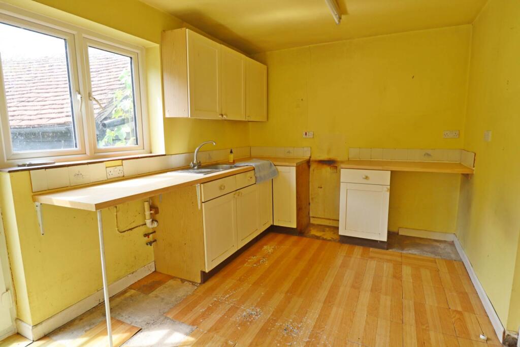 House in Swindon - View 4